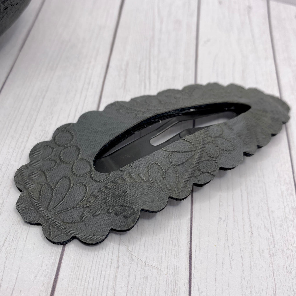 4” Charcoal Embroidered Scalloped Snap Clip