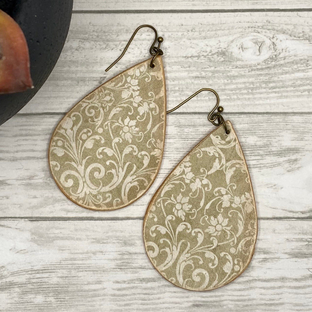Tan and cream floral Wood Earrings