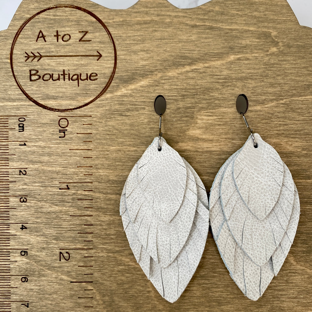Ivory Small Fat Feather Earrings