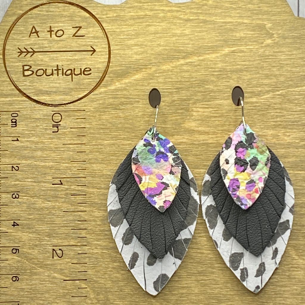 White Black Floral Small Fat Feather Earrings
